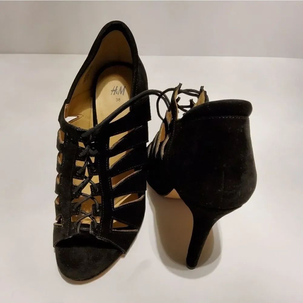 WOMEN'S H&M LACE-UP CLOSURE SHOES - Picture 6 of 16